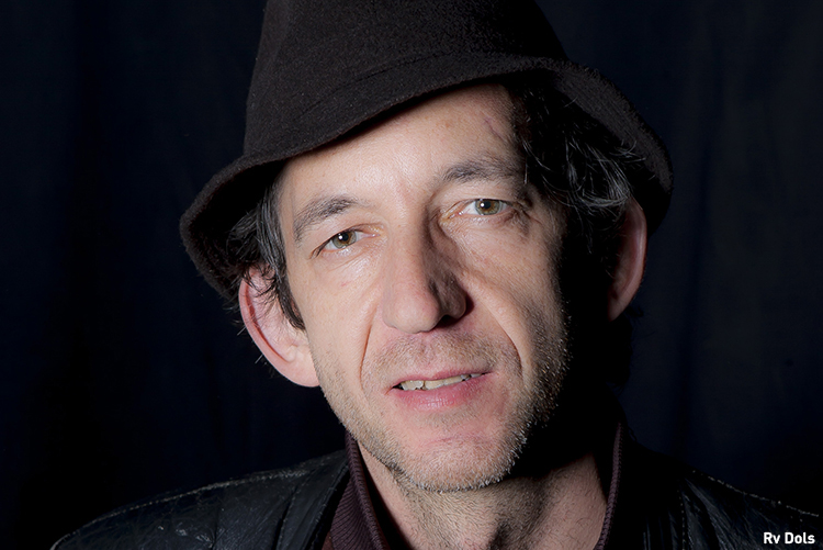 Arthur H artiste chanteur écrivain