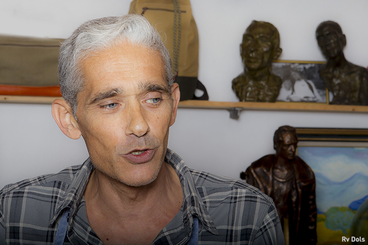 Le sculpteur Bruno Catalano